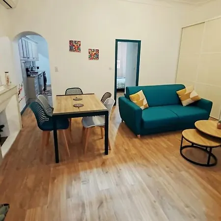 Appartement Rénové Centre Historique De à Deux Pas Du Vieux Port