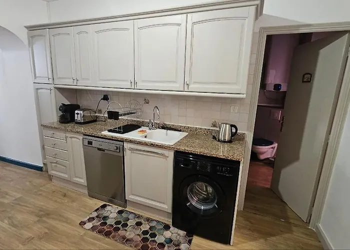 Apartment Renove Centre Historique De A Deux Pas Du Vieux Port