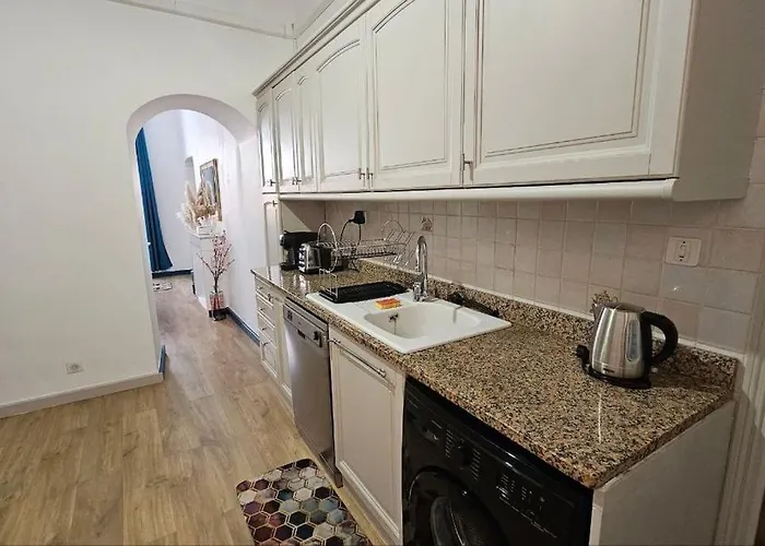 Rénové Centre Historique De à Deux Pas Du Vieux Port Bastia (Corsica)