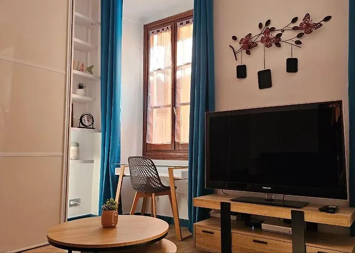 Rénové Centre Historique De à Deux Pas Du Vieux Port Bastia (Corsica)