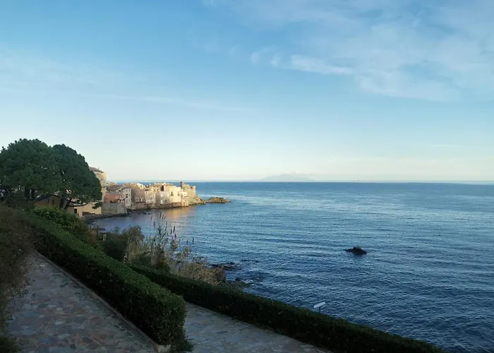 Appartamento Rénové Centre Historique De à Deux Pas Du Vieux Port Bastia (Corsica)